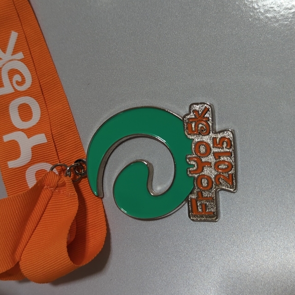 2015 FroYo 5k Race Medal - Picture 2 of 2